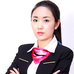 学校高级课程顾问黄芳